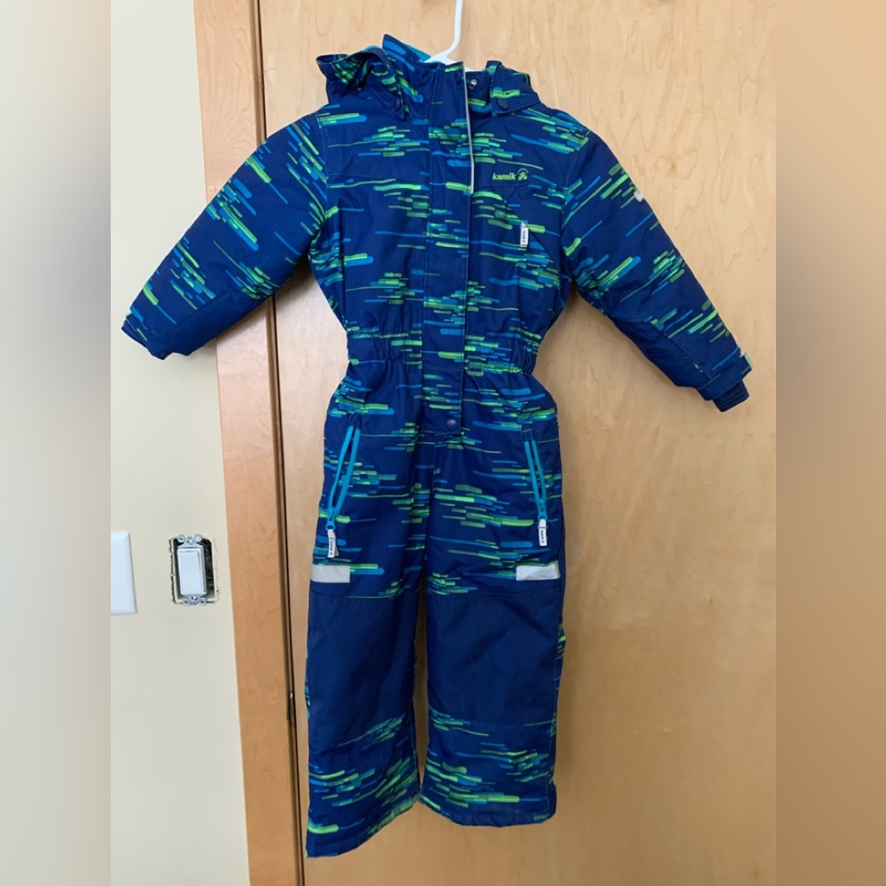 Kamik kids size 4 one piece ski/ snow suit